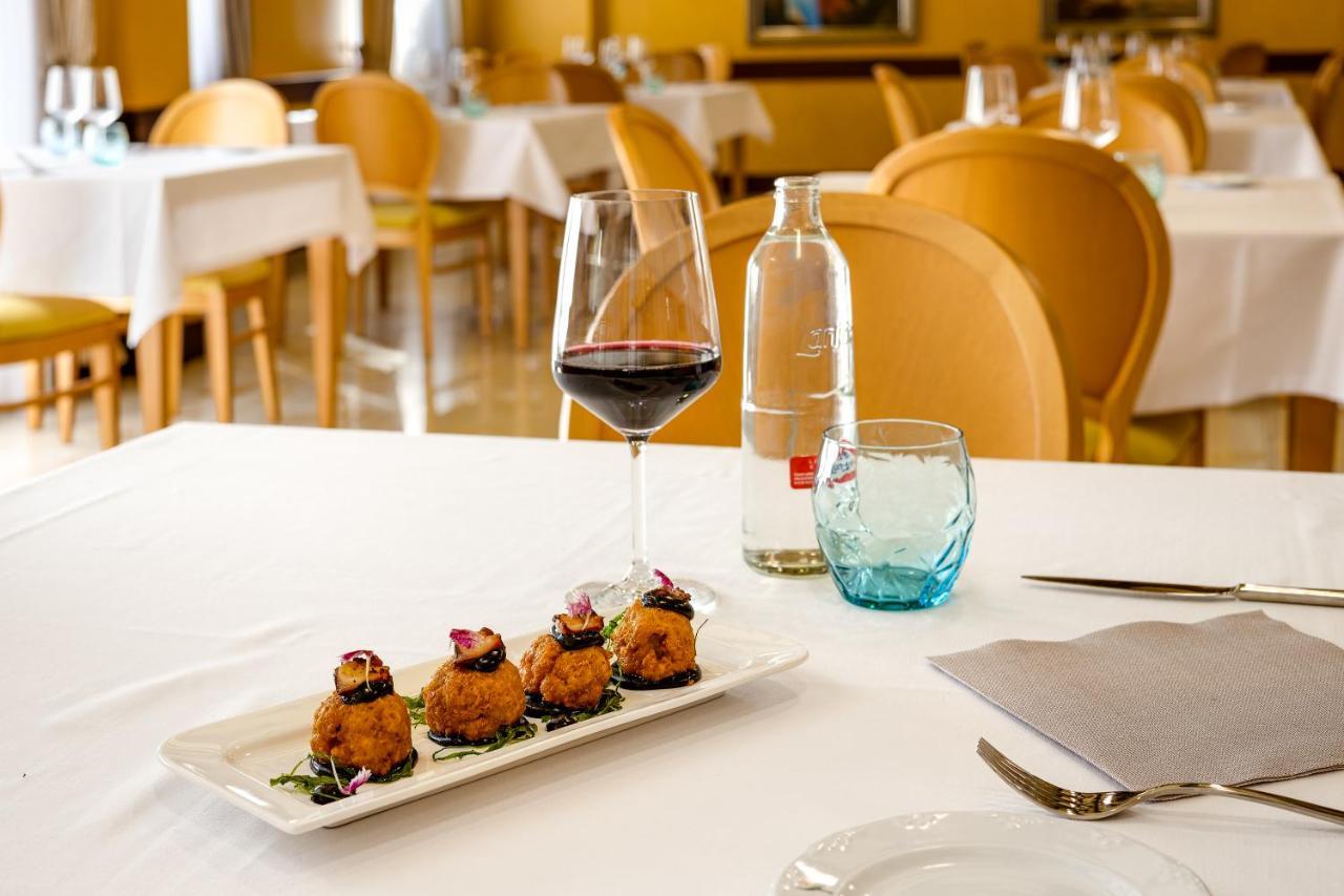 Daniya Denia Spa & Business 4* Экстерьер фото