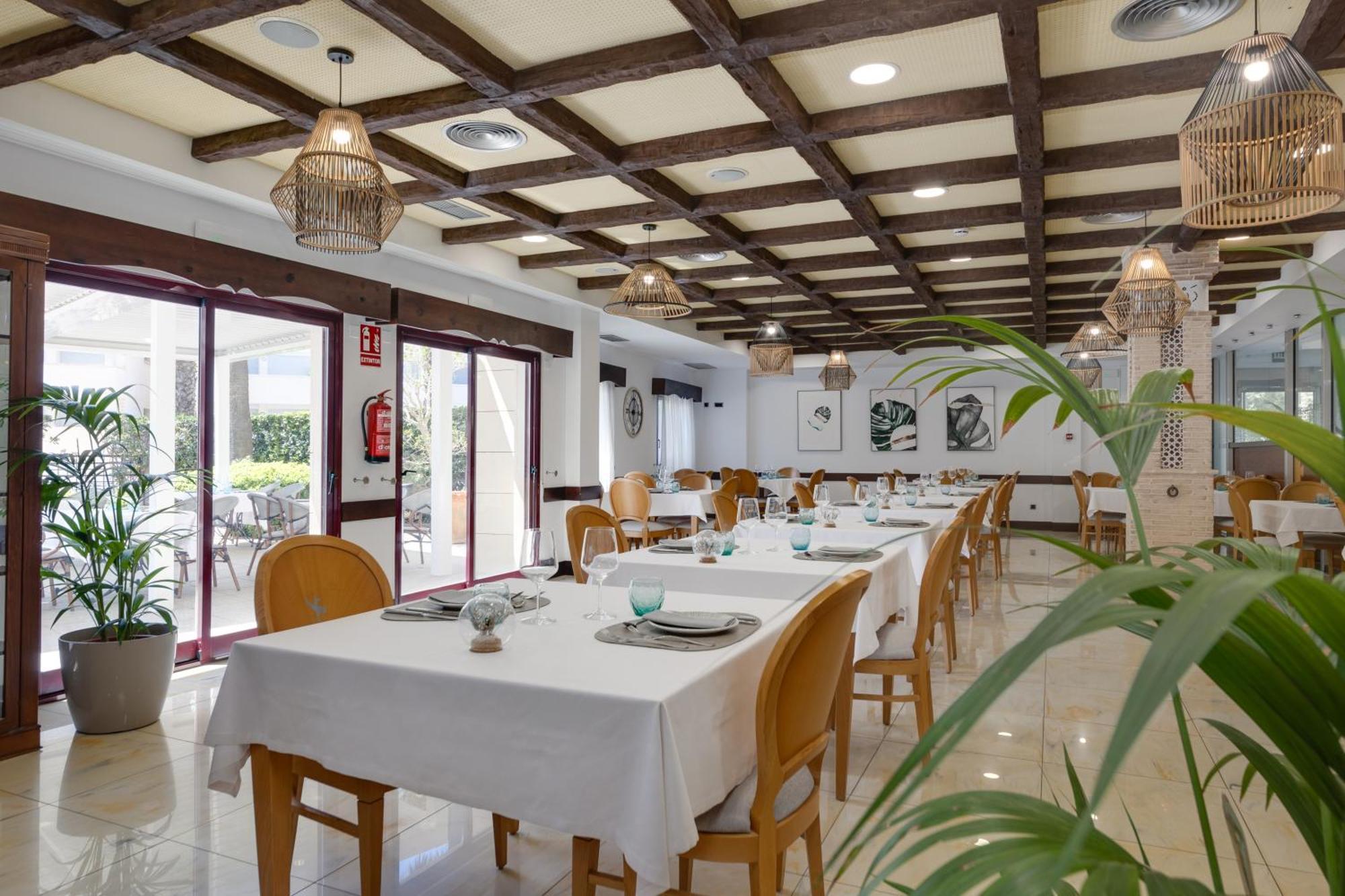 Daniya Denia Spa & Business 4* Экстерьер фото