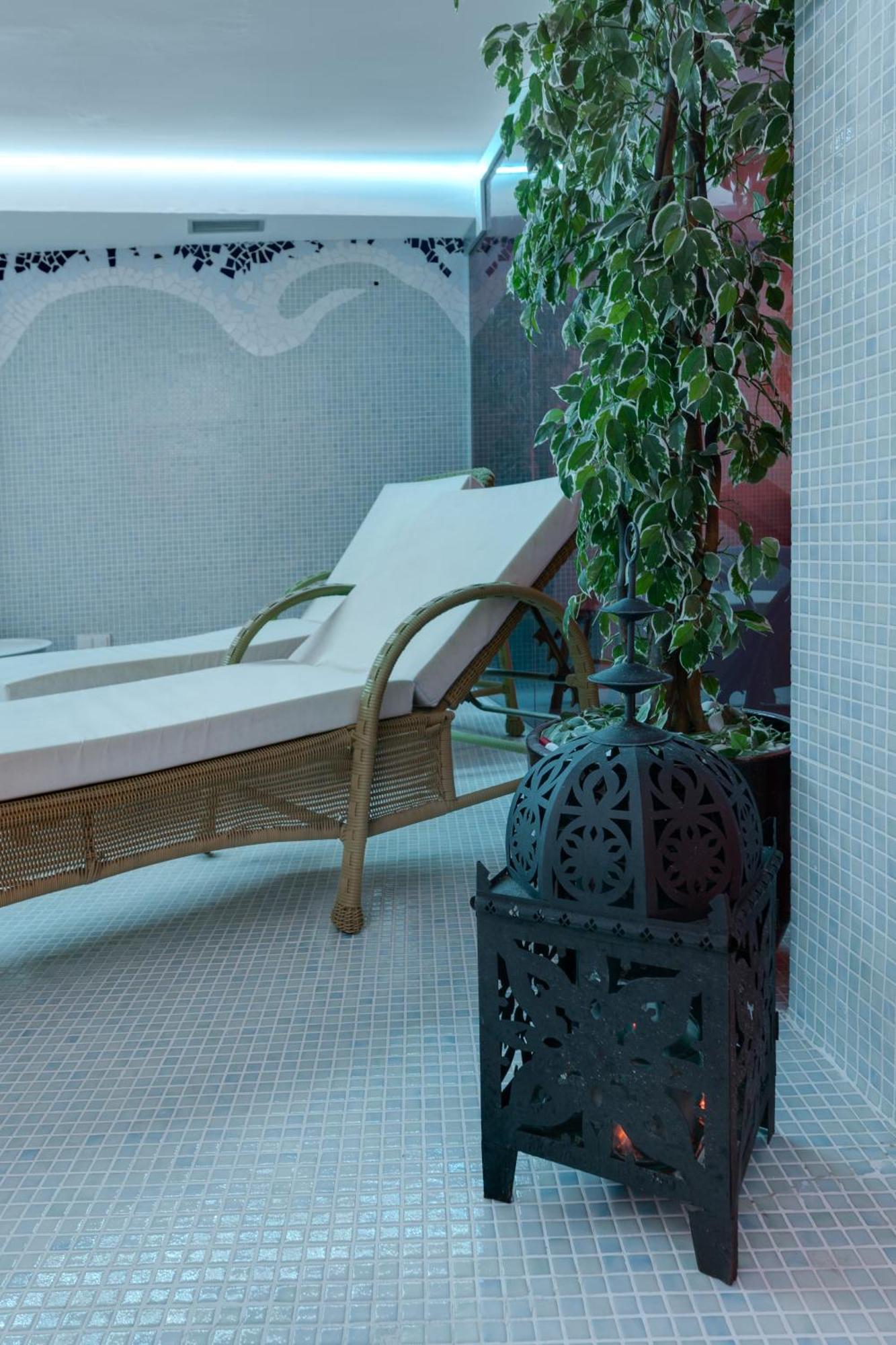 Daniya Denia Spa & Business 4* Экстерьер фото