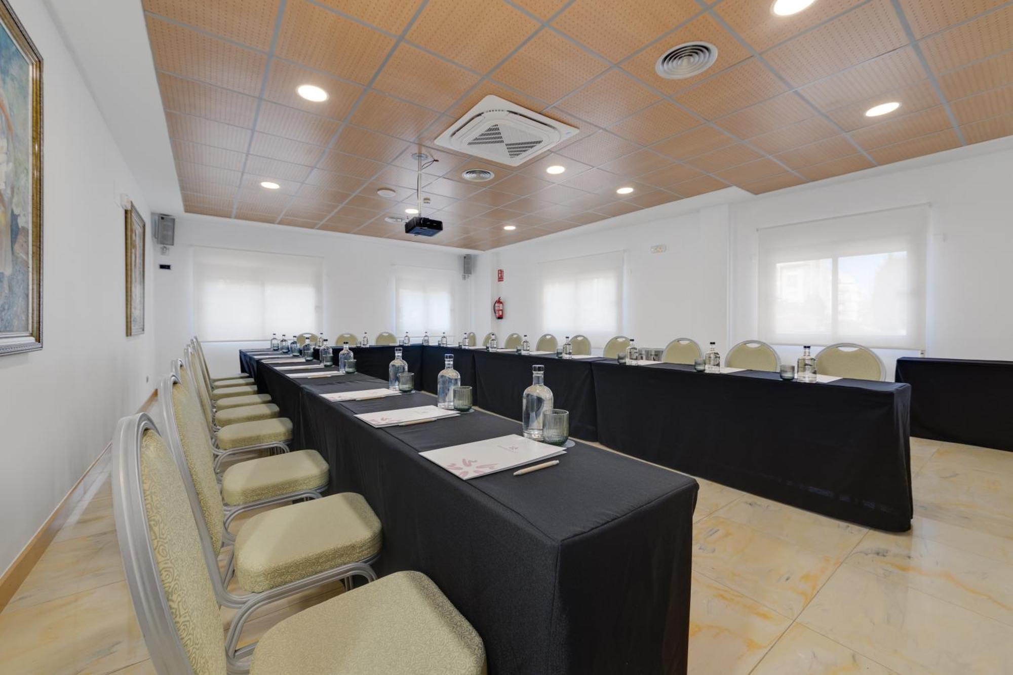 Daniya Denia Spa & Business 4* Экстерьер фото