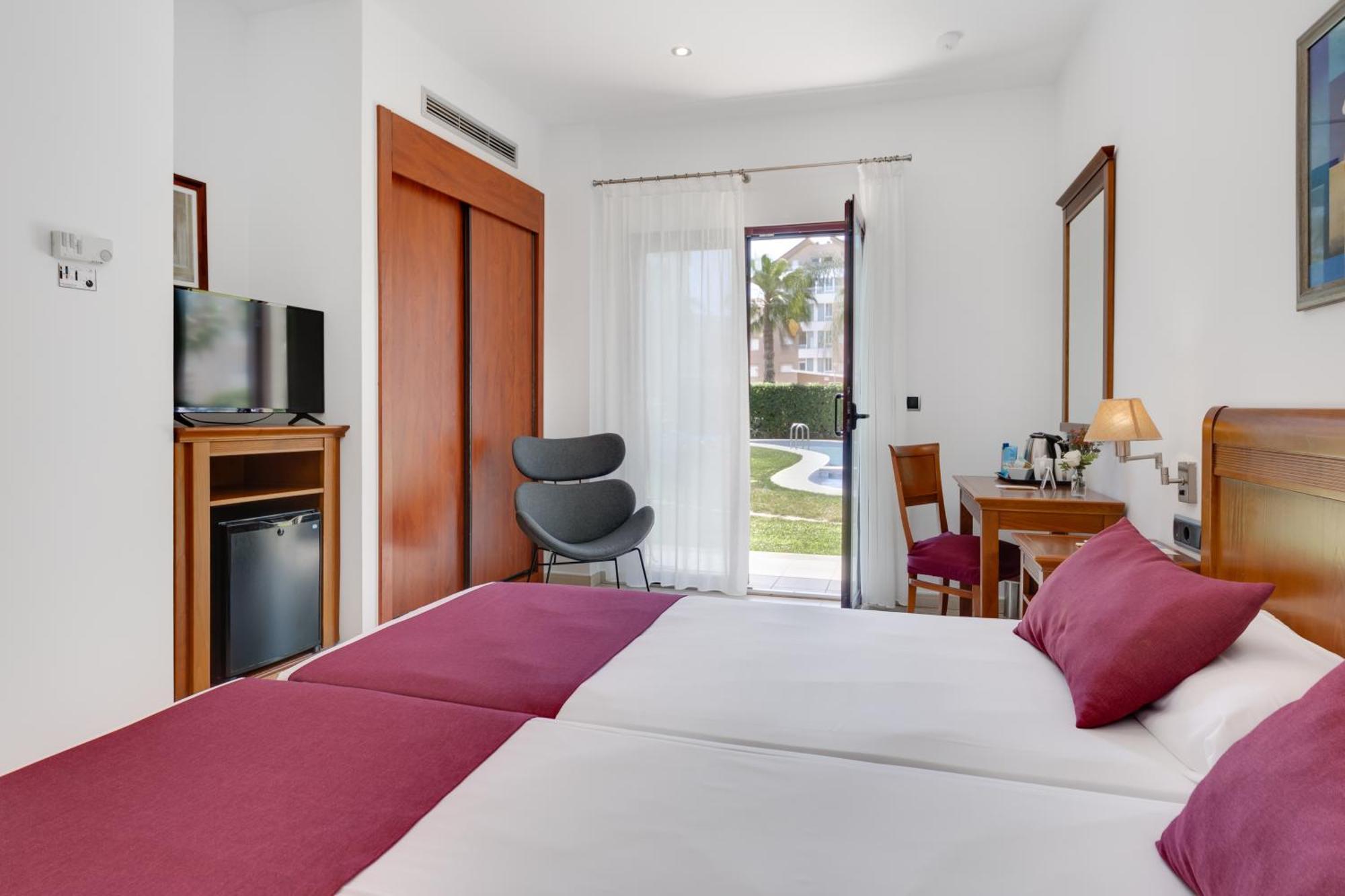 Daniya Denia Spa & Business 4* Экстерьер фото